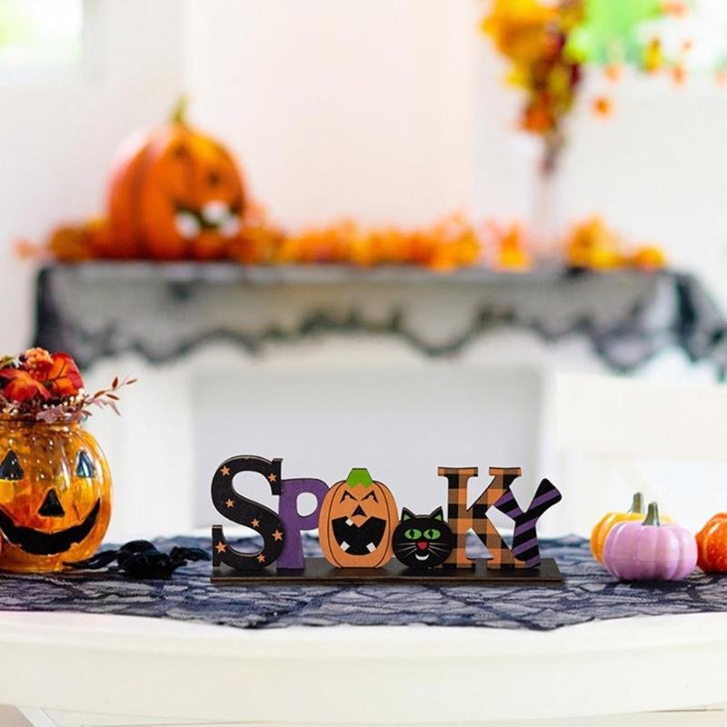 Eerie Wood Crafted Ornament Stylish Wood Halloween Letter Ornament Decoration for Enthusiastic Decorators