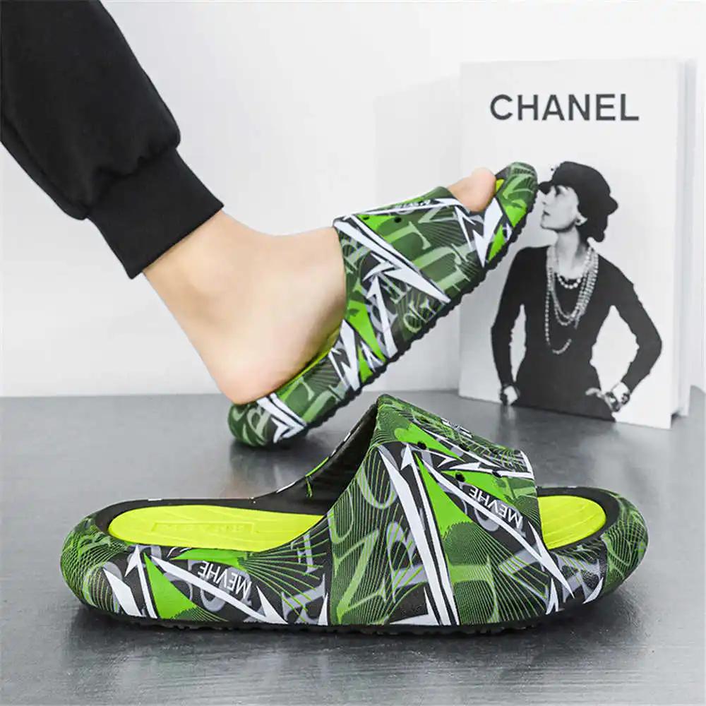 Non-slip 40-44 Slipper For Mens Shoes Size 41 Barefoot Sandals Men Sneakers Sport Snearkers Tenis Low Prices Tenid