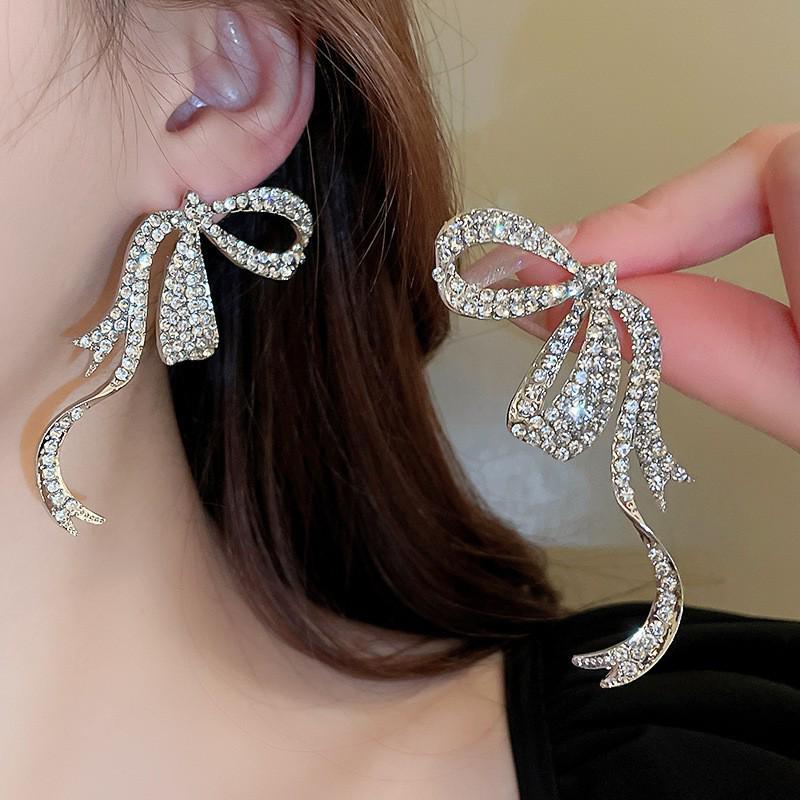 European and American Luxury Irregular Silver Needle Earrings with Rhinestone Inlay