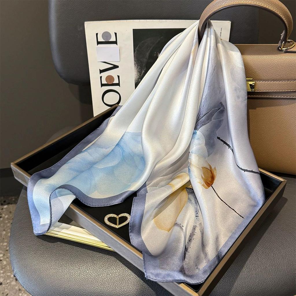Fashion 100% Nature Real Silk Square Scarf Women Female Foualrd Neckerchief Summer Beach Scarves Shawl Bandana Hijab Pashmina