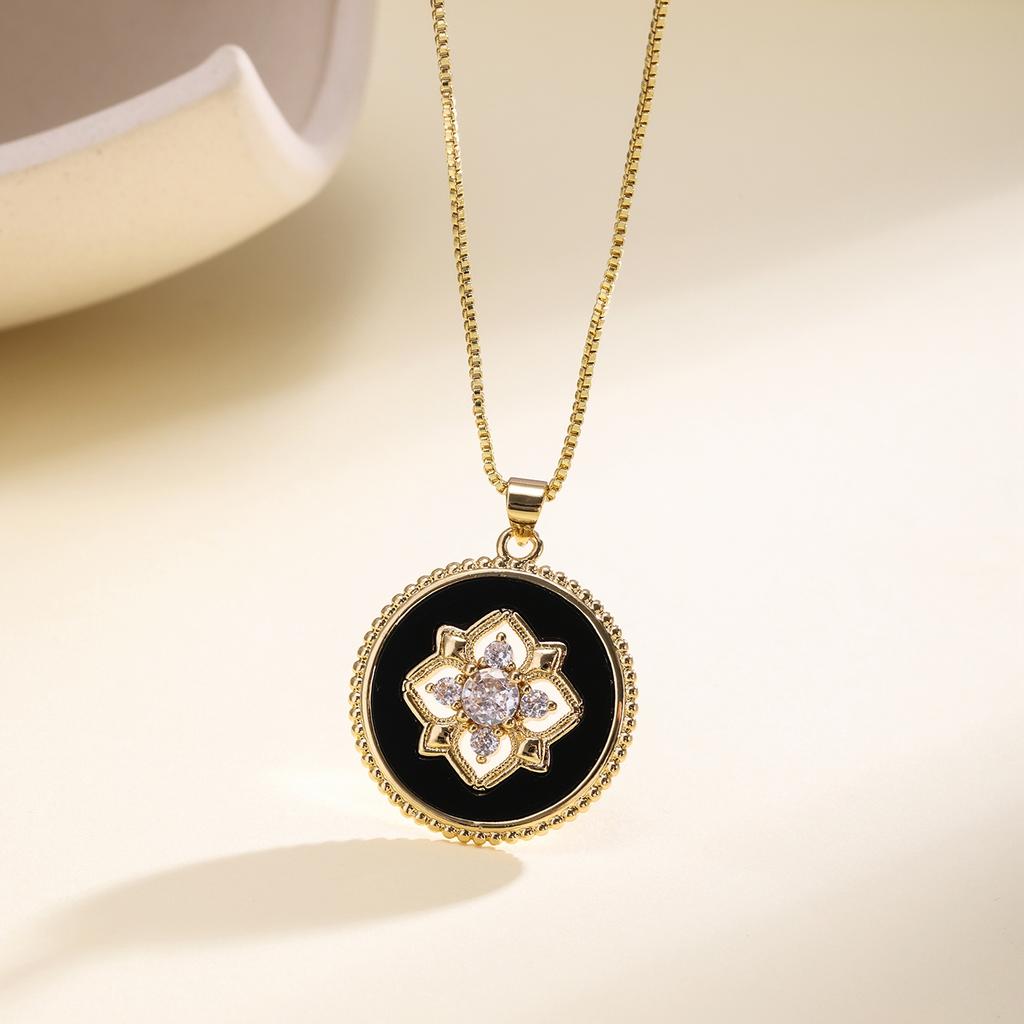 Nidin Vintage Flower Design Round Pendant For Women Light Luxury Zircon Inlaid Lucky Choker Necklace Fashion Jewelry Fine Gifts