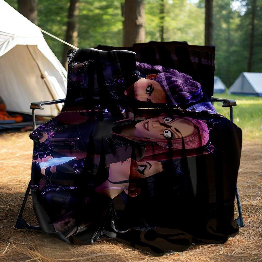 "Vivid Anime Characters: Purple, Pink, and Black Hairstyles"Blanket Lightweight Flannel Throw Blanket for Sofa, Bed, Travel, Camping, Living