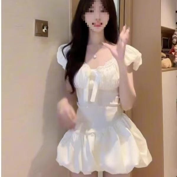 French Gentle Wind Pure White Bubble Sleeve Dress Lace Splicing Date Waist A-word Bud Short Skirt