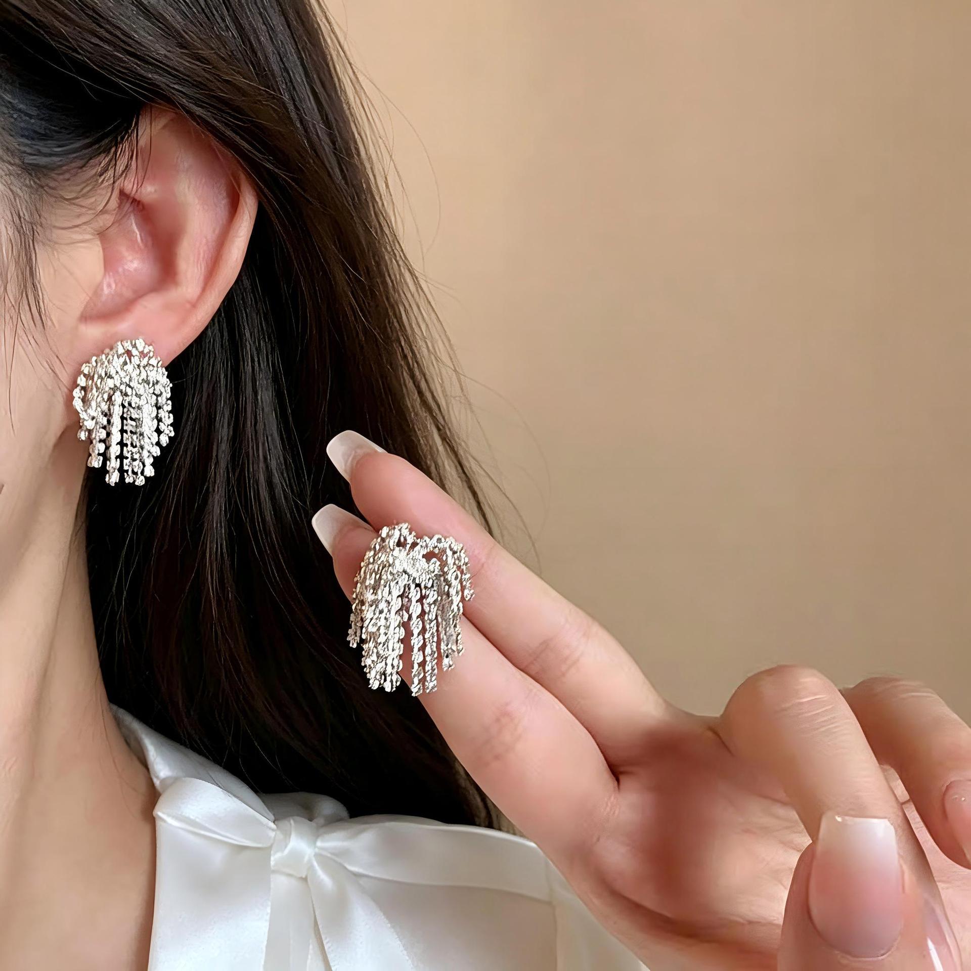 Exquisite Rhinestone Tassel Earrings: Luxurious and Unique Silver Studs with a European-American Design