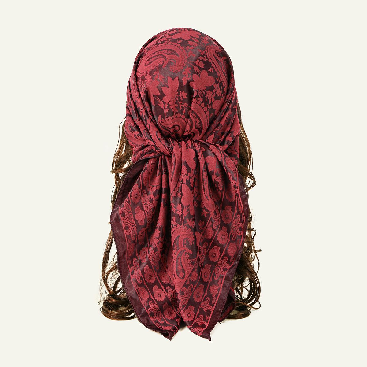 

90*90cm Printed Square Scarf Women Silk Feeling Satin Wraps Line Foulard Headband Luxury Designers Scarf Silk Bandana Hair Wrap 90x90cm