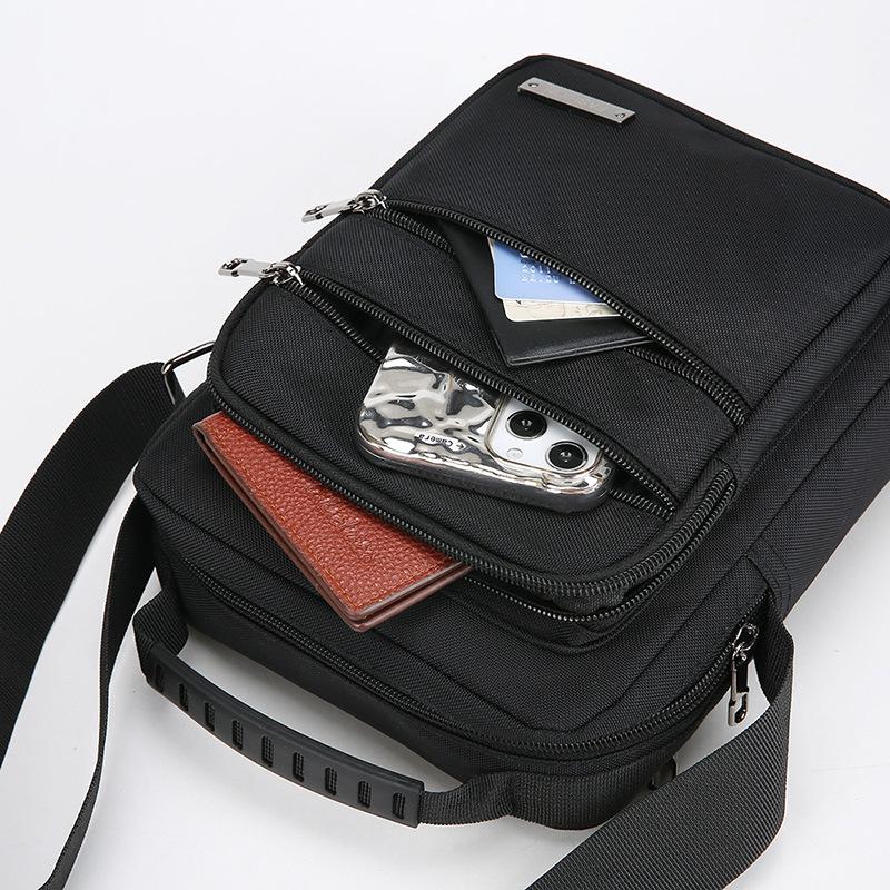 Men Nylon Shoulder Bags Casual Travel Men's Crossbody Bag Luxury Messenger Bags New Fashion Handbags Large Capacity Satchel Bags