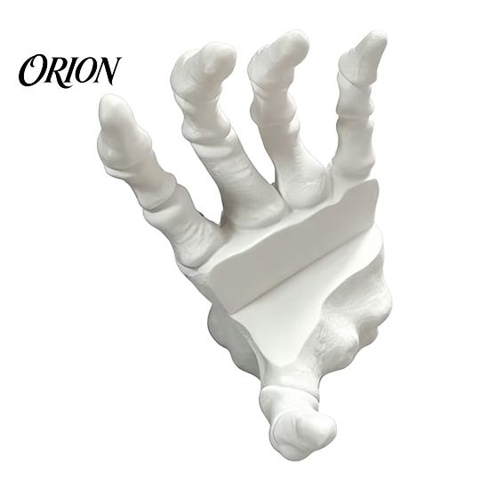 Resin Book Holders for Shelves Gothic Skeleton Hand Stand, Desktop Card Display Holder, Decorative Creative Study Room Decorations Ornament Halloween