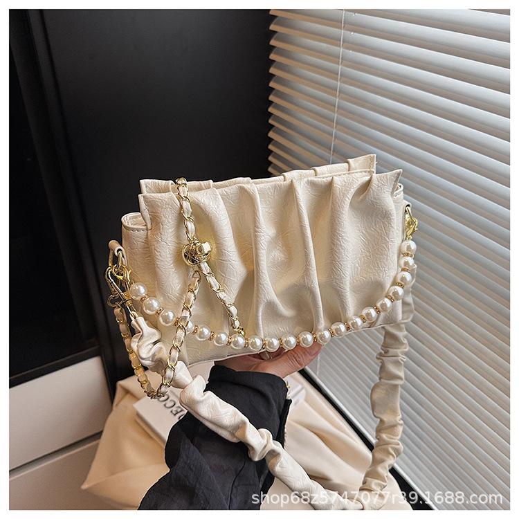 French texture handbag women's small bag 2025 new pleated cloud bag versatile trend shoulder messenger bag