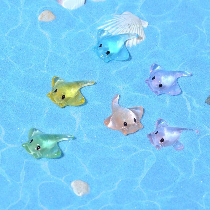 Set of 30 Miniature Manta Ray Figures Stingrays Figurines for Cake Toppers and Succulents Potted Plant Embellishments