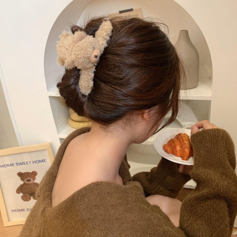 Mongdol s cute Poggle Teddy Bear hair clip beige