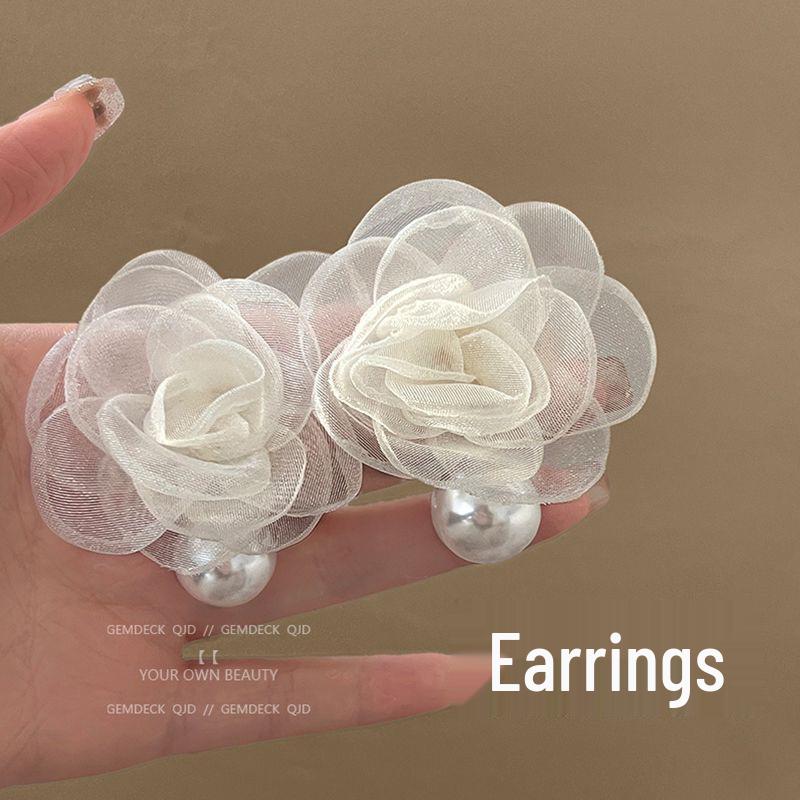 

2025 Новые Стильные Клипсы-Серьги с Цветами для Женщин - Летний Нишевый Дизайн, Высококлассные Украшения для Ушей без Прокола