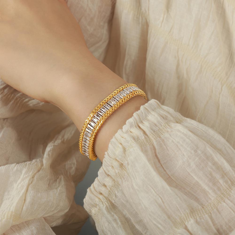 Wrist Jewelry Accessories Girls Gifts 316L Stainless Steel Sparkling Zircon Chain Bracelet for Women