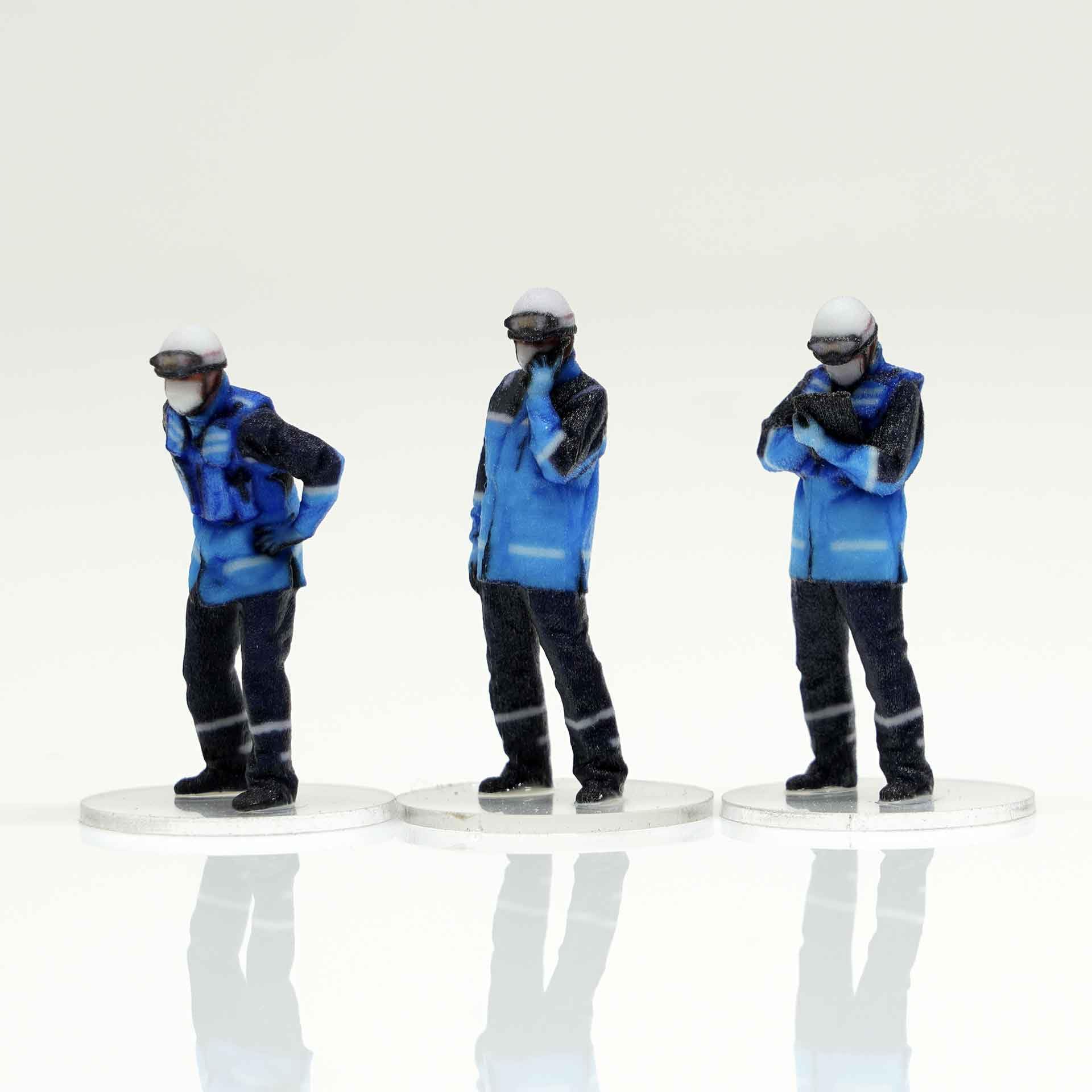 

figreal 1/64 Ambulance Team 002 3-piece set
