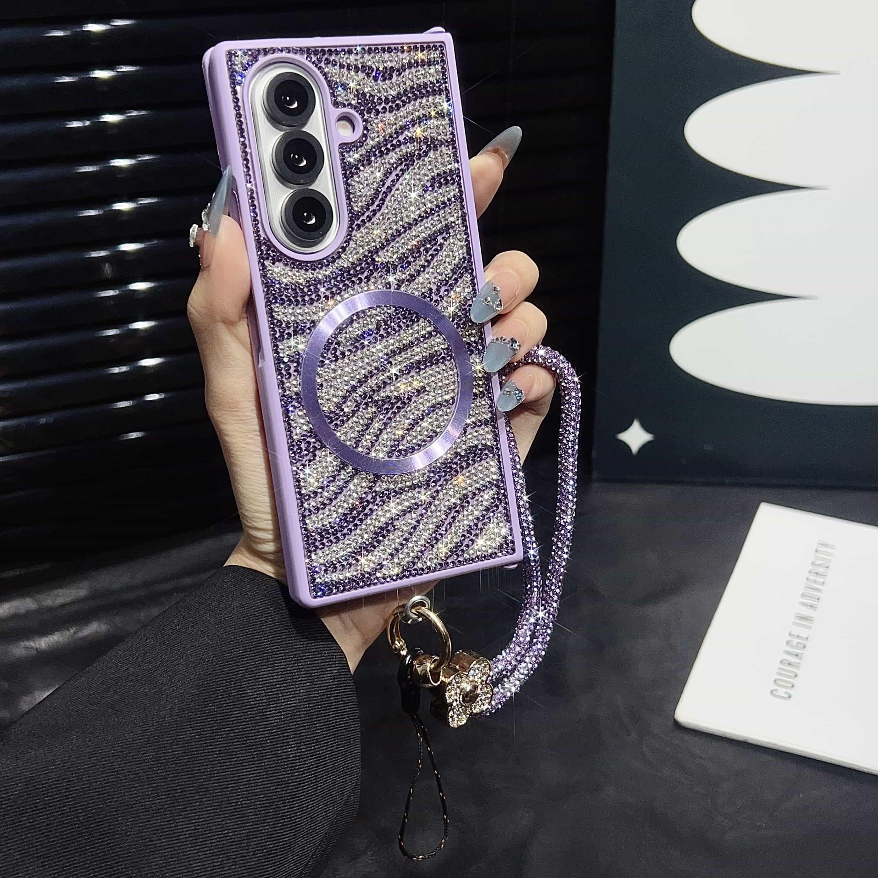 

Case for Samsung Galaxy Z Fold7/ 6/ 5/ 4/ 3 with Magsafe Wrist Strap & Crystal Decor Cover Phone Bumpers Samsung Z Fold7 фіолетовий