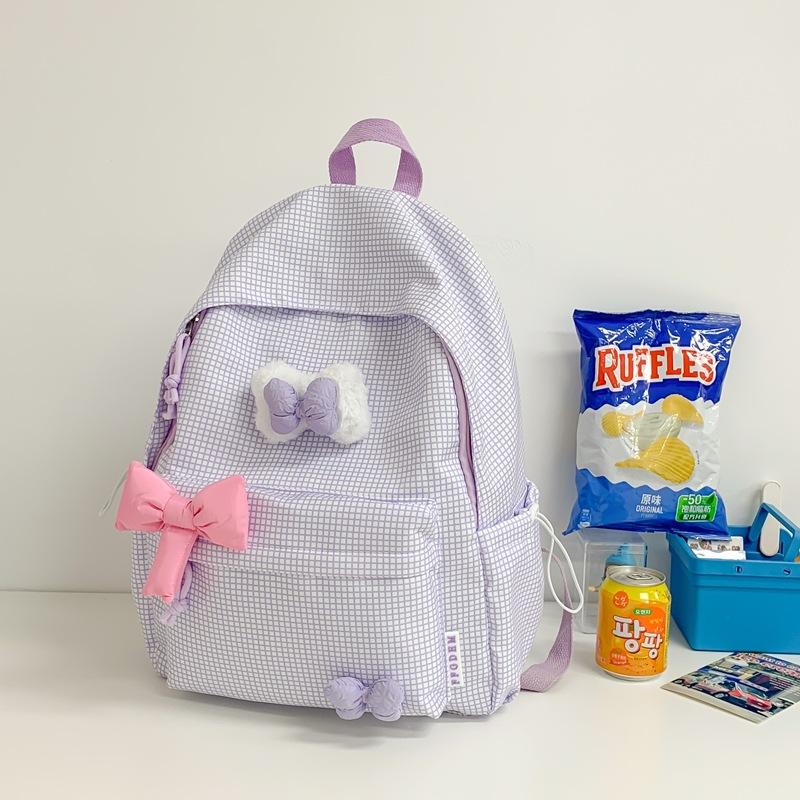 Schoolbag Japanese ins new middle school student schoolbag for women, high value, fresh and full of stars, junior high school students lightweight