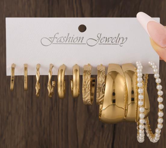 European and American new earrings set 1 pair of golden metal twist pearls creative retro simple and versatile earrings