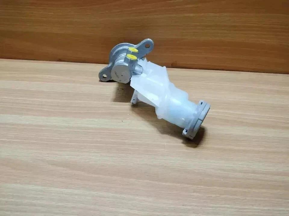 New Genuine Brake Master Cylinder For Suzuki Celerio 2008-2013