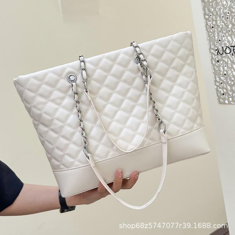 Korean version of fashion tote bucket bag women's 2025 new versatile lychee pattern handbag high-end commuter shoulder bag