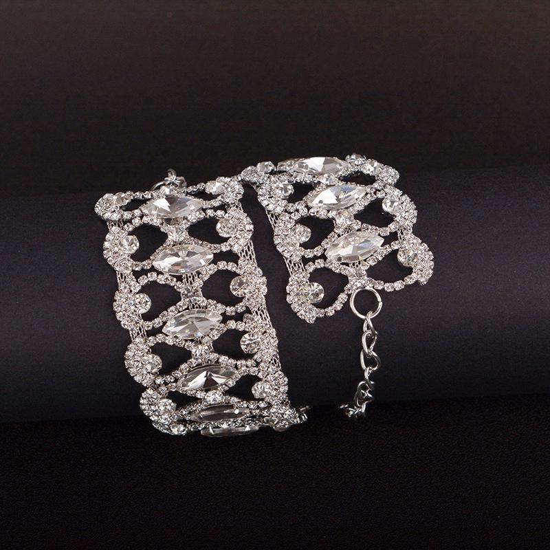 Buy Fashion Short Rhinestone Necklace 