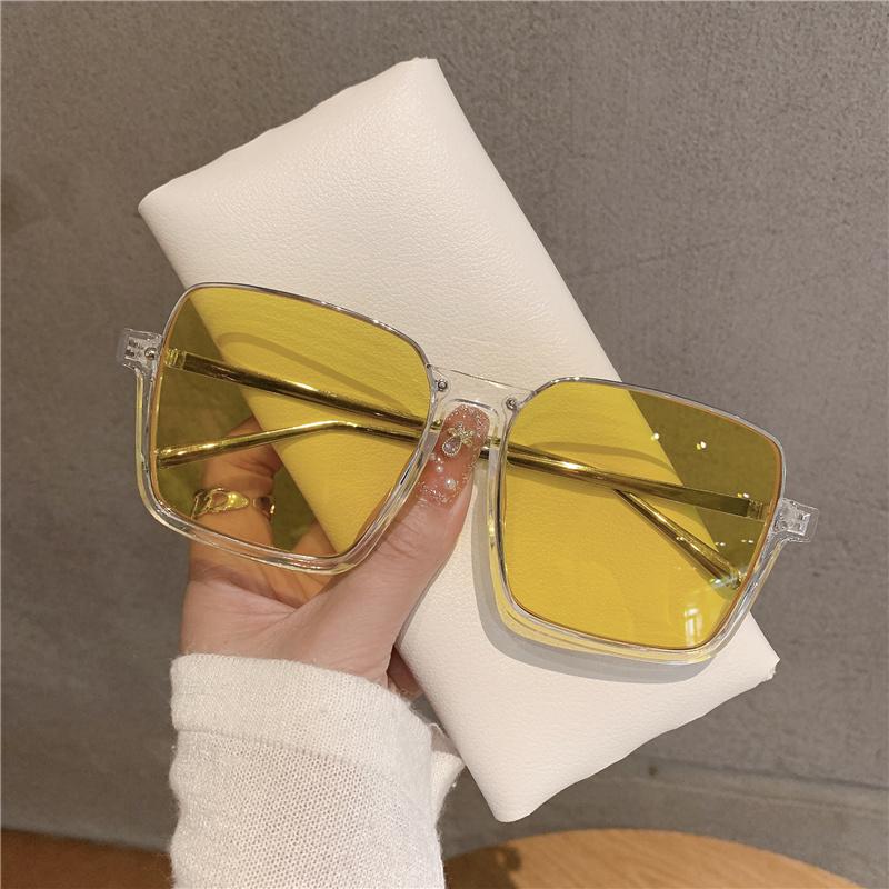 

2021 New Vintage Fashion Sunglasses For Women Metal Square Frame Luxury Shades Pink Sun Glasses Photograph Sun Eyewear UV400 As show жёлтый