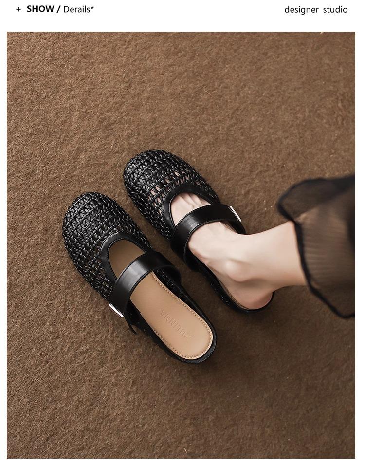 

Internet celebrities with the same versatile niche hollow flat bottom one-word buckle with silver Mary Jane shoes comfortable breathable inner heigh 40