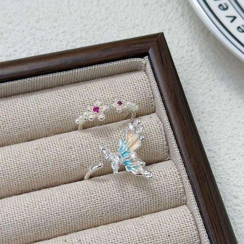 High Sense Gradual Change Butterfly Enamel Open Ring Flower Bead Niche Design Temperament Exquisite Ring Woman