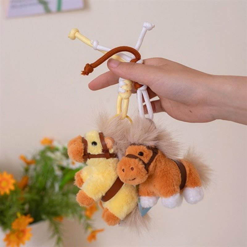 2026 Handmade Pony Keychain Golden Decoration Animal Bag Charm Soft Gift Pendant For Handbag Backpack Cute Daily Decor Accessory