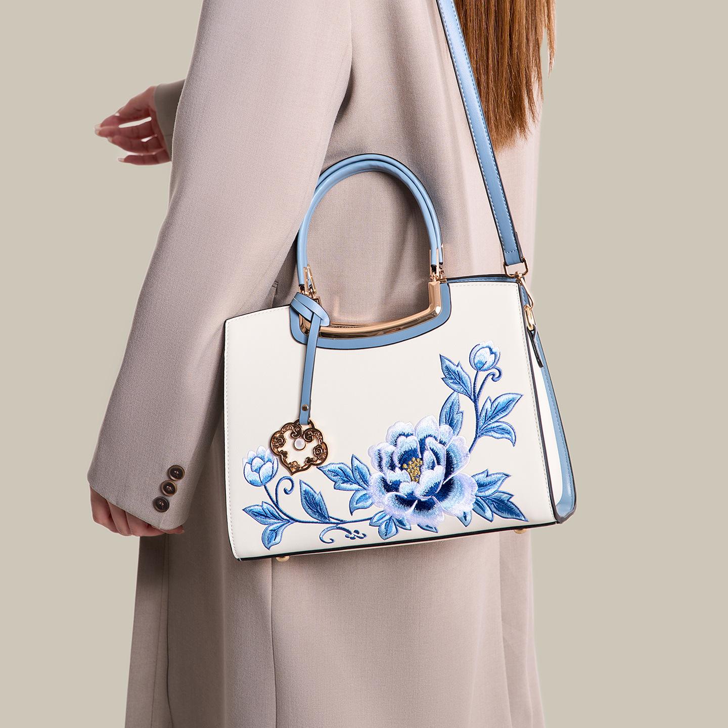 

Mother S Day Gift Embroidery New Chinese-Style Large-Capacity Portable Lady S Mother Bag Atmospheric High-End Messenger Women S Bag