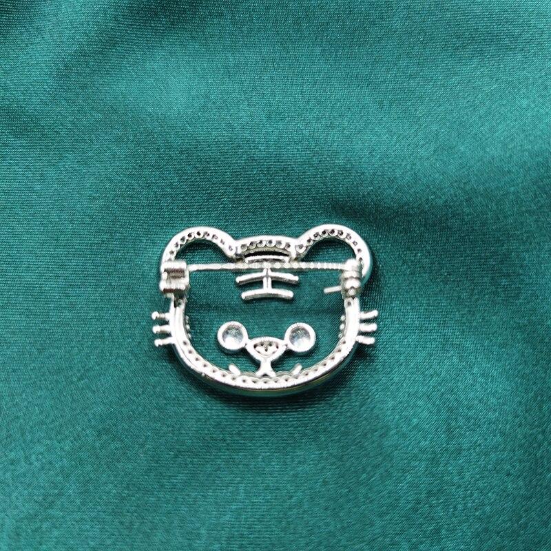 Blucome Newest Fashion Small Cat Shape Brooches Crystal Copper Animal Brooch for Women Men Suit Scarf Hijab Pins