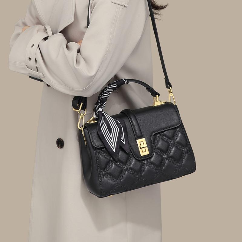 Bag Women's Summer New Leather Women's Bag Crossbody Atmospheric Mom Bag Premium Sense Shoulder Handbag