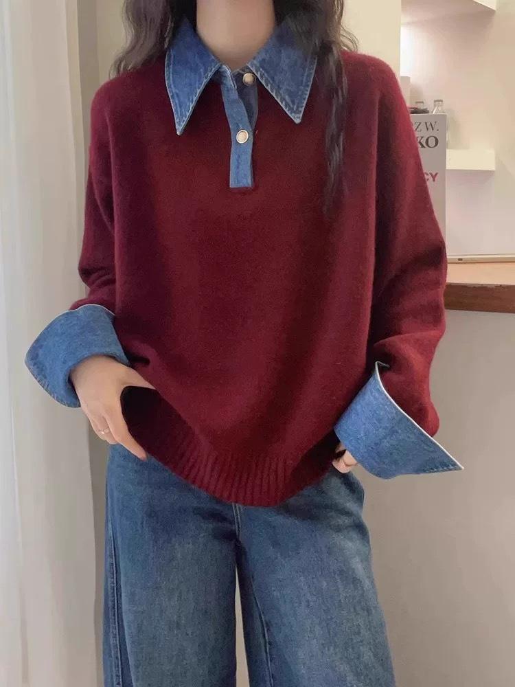 Maglione da donna a blocchi di colore in denim con colletto polo - Moda maglieria Autunno/Inverno 2026 Top
