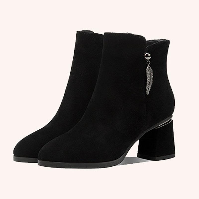 

Женские сапоги осень-зима элегантные высокие каблуки ботильоны черные бархатные плюшевые теплые туфли модные остроносые сапоги на блочном каблуке 40 чёрный