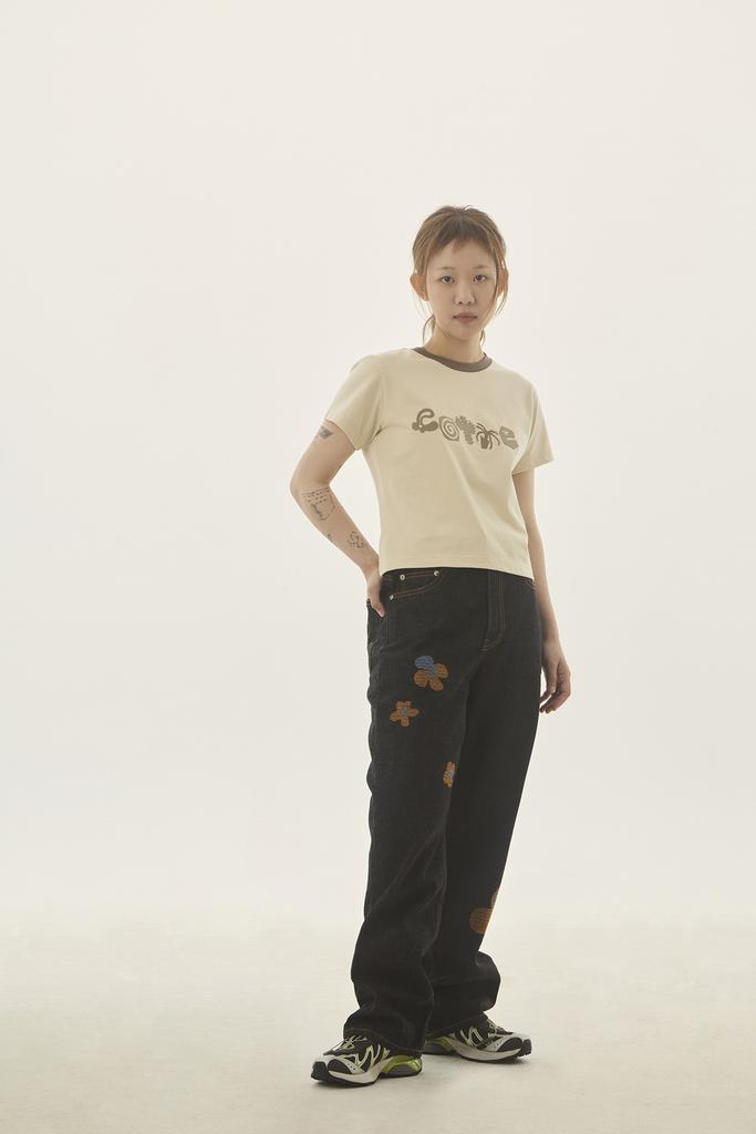 Kkotte Doodle Garden Crop T-Shirt (Cream)