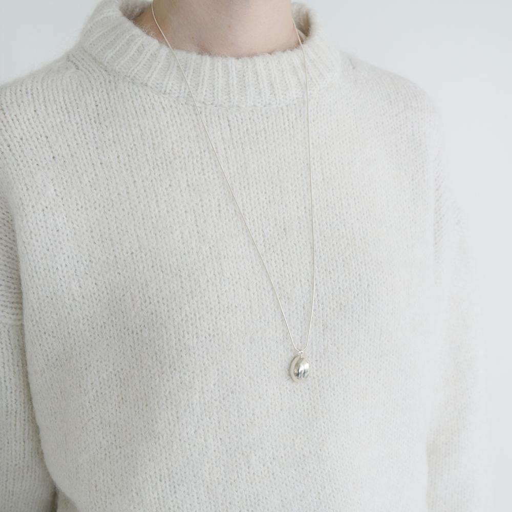 Still Instant Round Hole & Forms - Necklace 01 (2Colors)