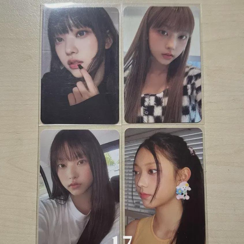 

Newjeans Haerin Earbook Photocard