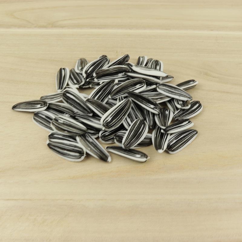 

Prank Toy: Fake Sunflower Seeds Hairpin - Melon Seed Style DIY Accessory