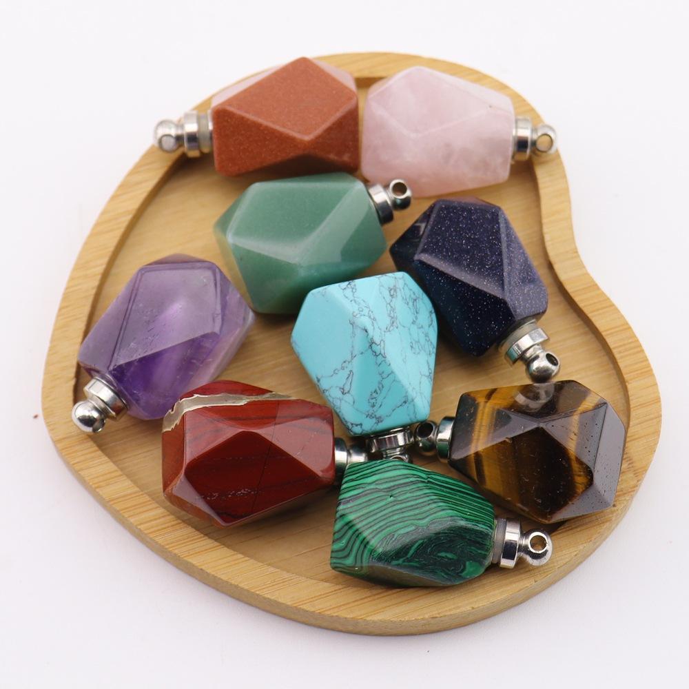 Natural Crystal Rough Stone Polyhedral Perfume Bottle Pendant Rough Stone Polished Crystal Essential Oil Bottle Necklace N769