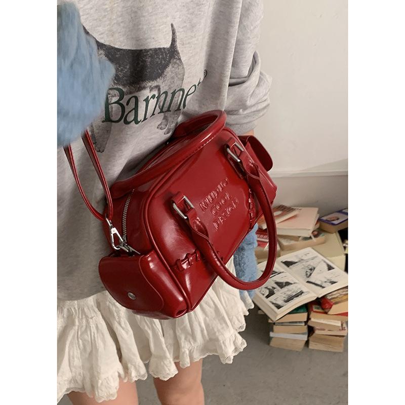 Koreanische Version von modischen Damenhandtaschen, Schultertasche mit großem Fassungsvermögen, 205 neue Retro-Schulter-Achseltasche, Arbeits-Pendler-Kissen-Tasche