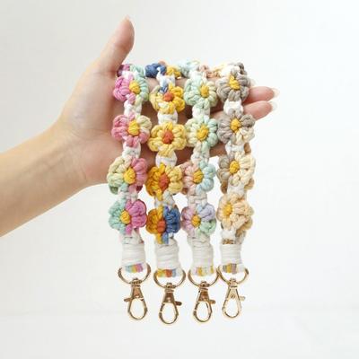 Süßes Lanyard Gänseblümchen Makramee Boho Floral Handgelenkschlüsselanhänger Schlüsselanhänger Schlüsselanhängerband