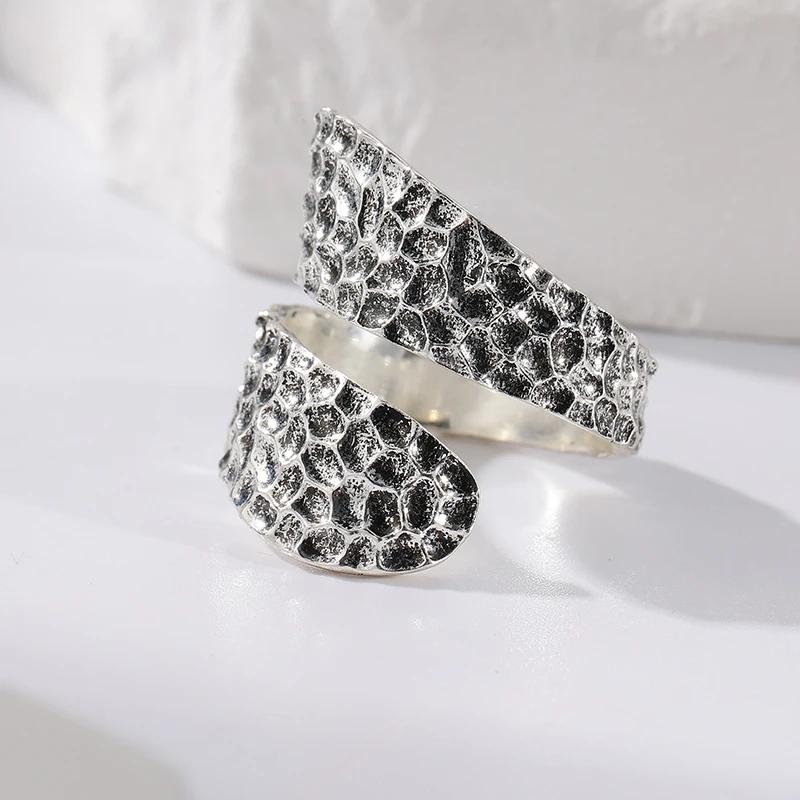 Creative Simple Vintage Opening Adjustable Ring Irregular Hammered Metal CopperColor Ring Banquet Party Accessories Ring
