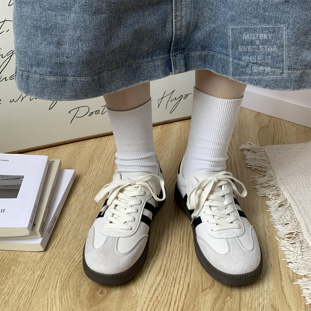 Lightweight and versatile thick-soled German training shoes women's spring 2025 new flat-soled lace-up sports and leisure shoes board shoes