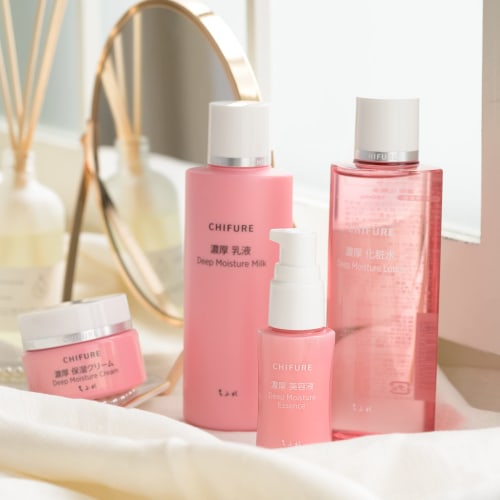 Chifure Rich Lotion Aging Care Main Item