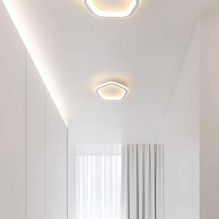 Nordic Corridor & Entrance Lights: Modern Ceiling Lights for Cloakrooms & Balconies