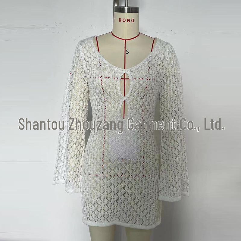 European & American V-Neck Long-Sleeve Hollow Texture Holiday Dress with Backless Design