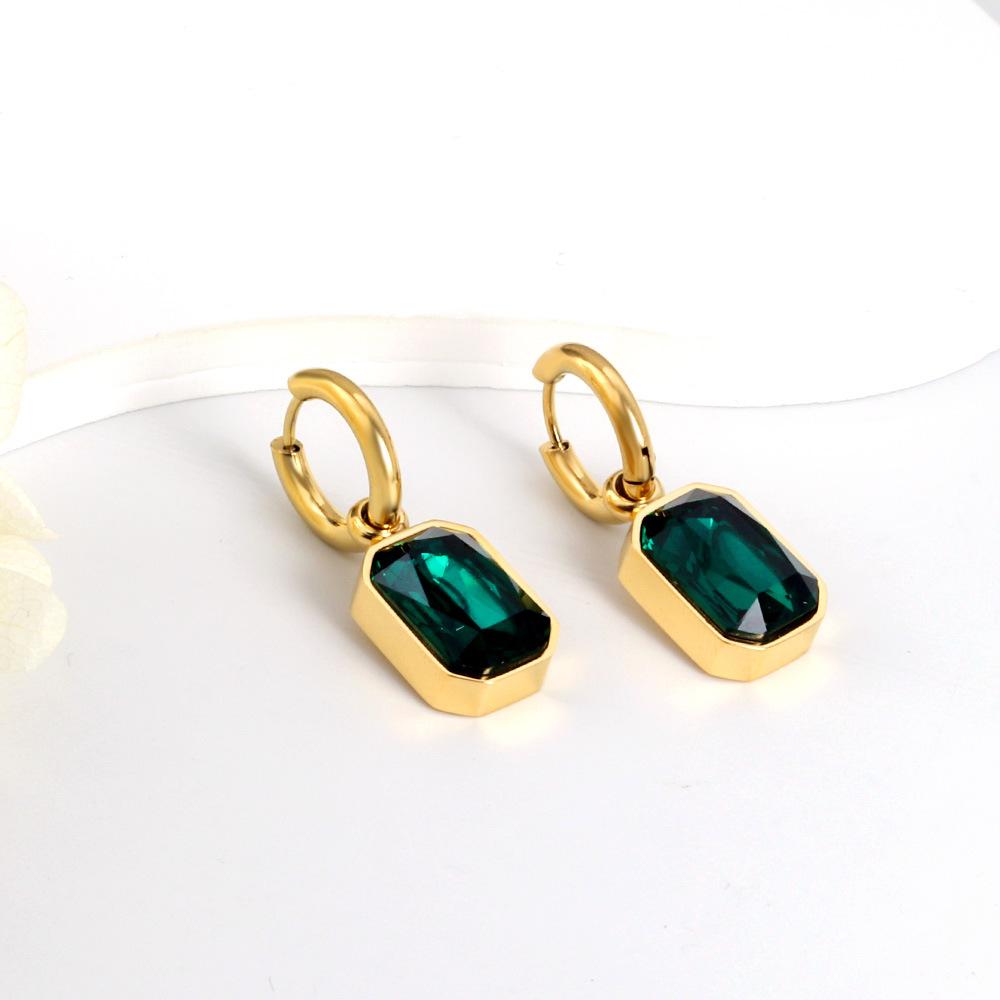 Simple And Luxurious Women's Round Plated Earrings Fashionable High-End Ear Jewelry