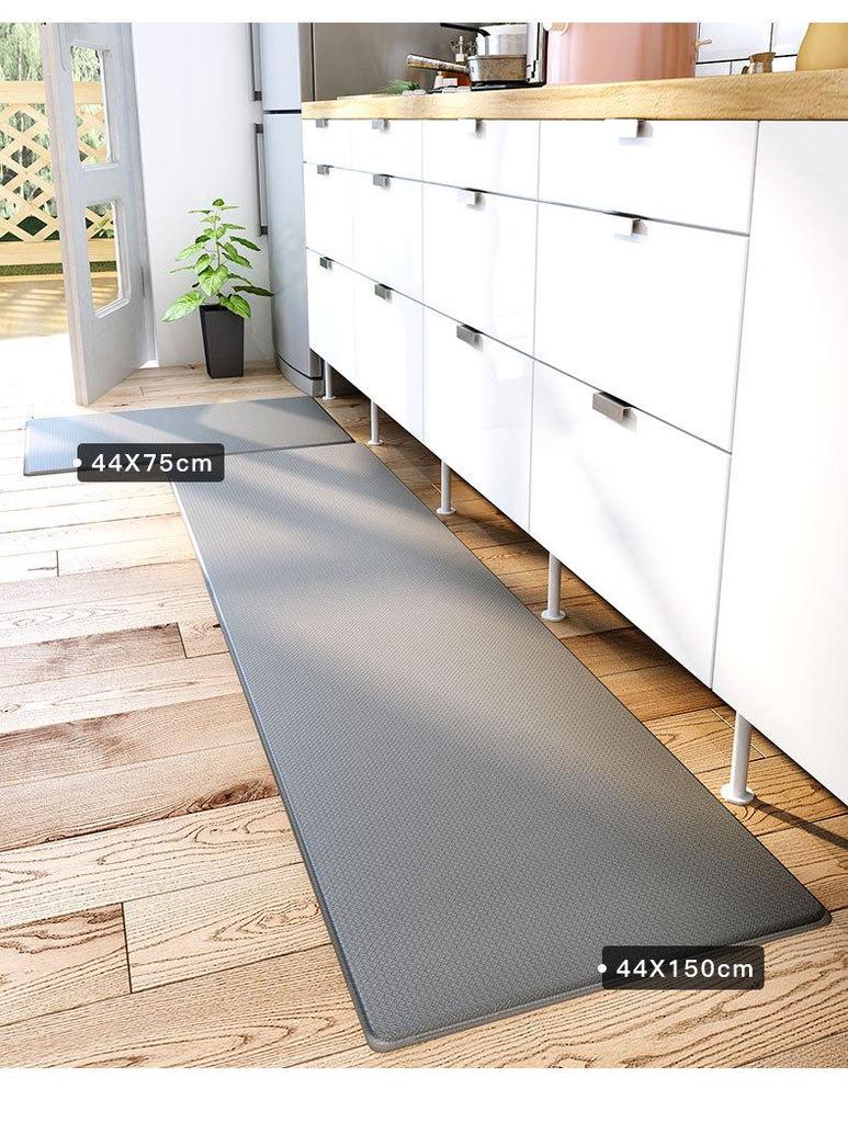 Waterproof Non-slip PVC Floor Mat: Oil-proof, Wipeable Leather, Dirt-resistant, Anti-fatigue.