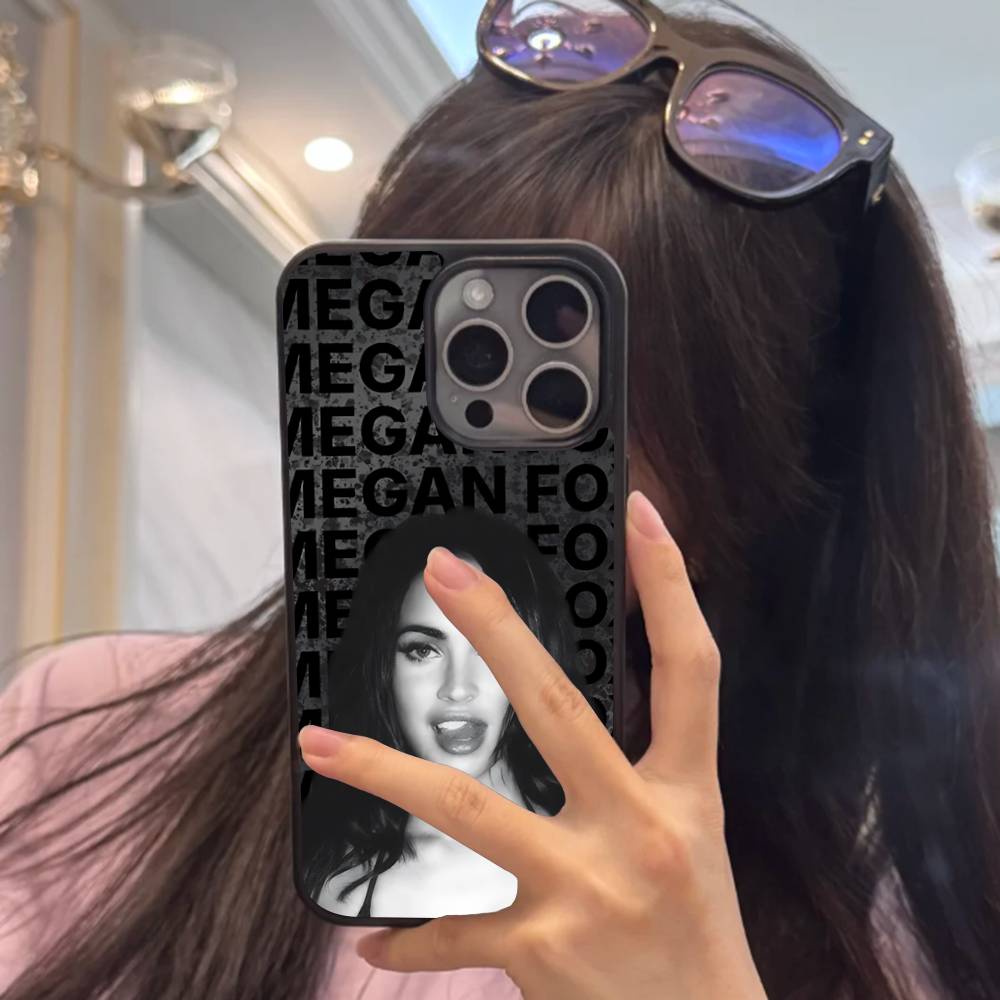 Schauspielerin M-Megan Fox Modell Handyhülle Für IPhone 17 16 15 14 13 Plus 12 11 Pro Max PC+TPU Hüllen Rückseite