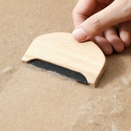 Wool Cashmere Comb for Sweater Manual Wooden Pilling Remover Fuzz Fabric Lint Remover Portable Clothing Brush Tool for Knits Woolens