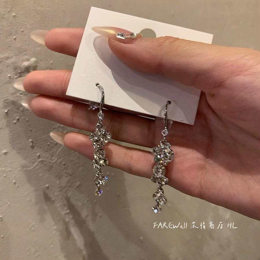Micro-inlaid Zircon Long Fringed Earrings Women's Light Luxury Stud Earrings Personalized Earrings
