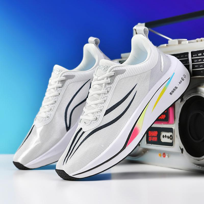 Spring and autumn new mesh breathable couple running shoes versatile fashion real explosive carbon board rebound casual sports shoes men